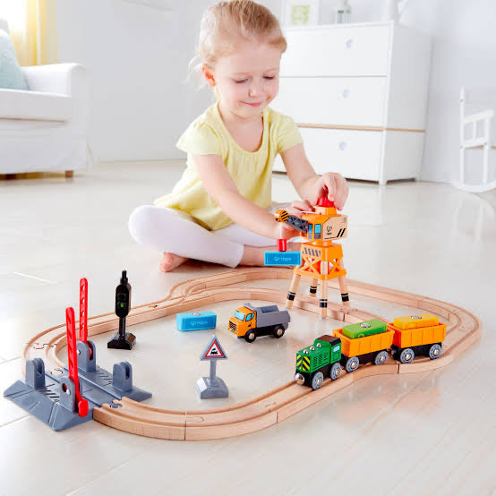 Hape Rail - Crossing & Crane Set